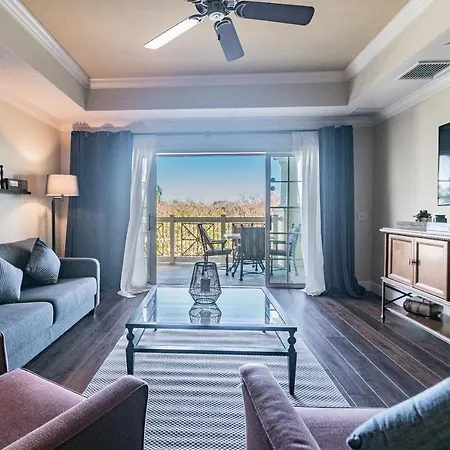 Disney Reunion Villa: Spacious Getaway with Heated Pools